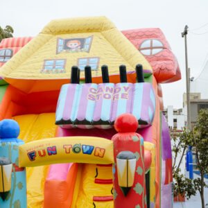 juego-inflable-candy-store-resbaladera-brinko-lima